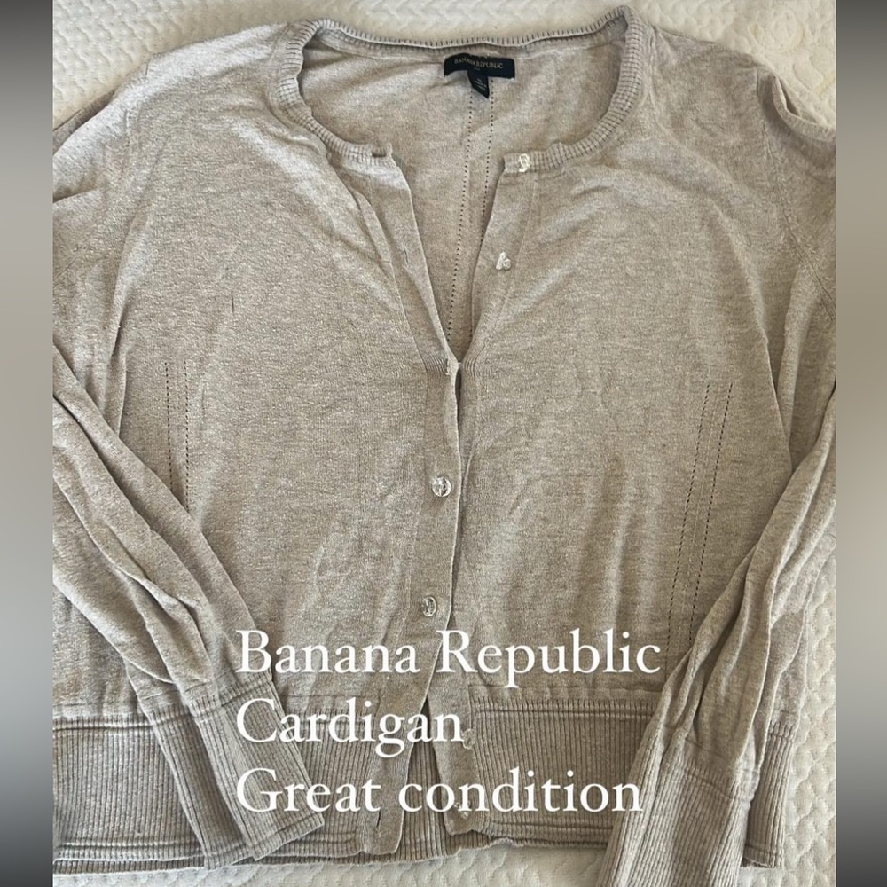 Banana republic cardigan tan